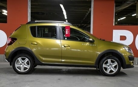Renault Sandero II рестайлинг, 2015 год, 898 000 рублей, 4 фотография