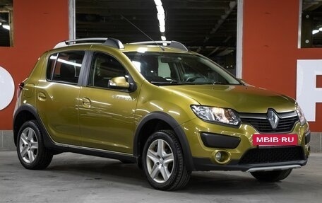 Renault Sandero II рестайлинг, 2015 год, 898 000 рублей, 3 фотография