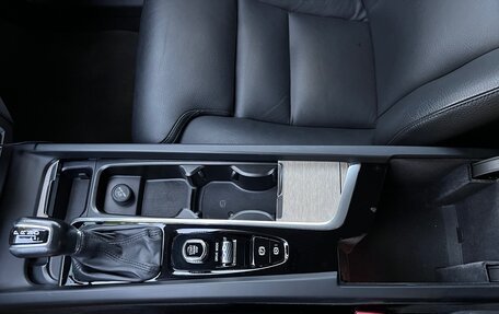 Volvo XC60 II, 2019 год, 2 423 286 рублей, 21 фотография