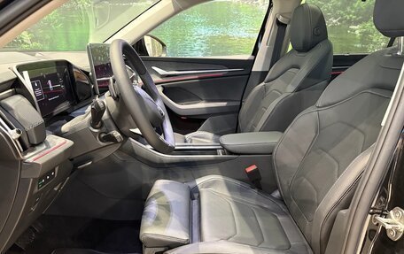 Skoda Kodiaq, 2025 год, 5 420 000 рублей, 12 фотография