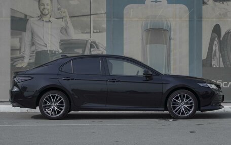 Toyota Camry, 2023 год, 3 679 000 рублей, 5 фотография