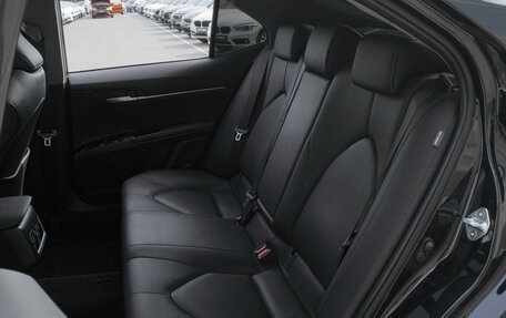 Toyota Camry, 2023 год, 3 679 000 рублей, 9 фотография