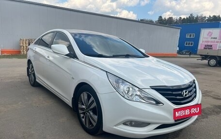 Hyundai Sonata VI, 2012 год, 1 050 000 рублей, 5 фотография