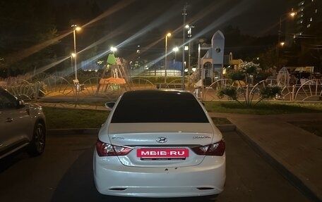 Hyundai Sonata VI, 2012 год, 1 050 000 рублей, 6 фотография