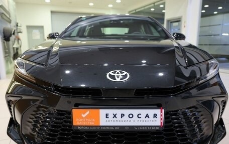 Toyota Camry, 2024 год, 4 600 000 рублей, 2 фотография