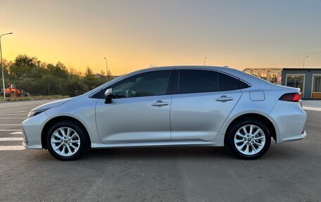 Toyota Corolla, 2019 год, 2 200 000 рублей, 4 фотография