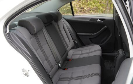 Volkswagen Jetta VI, 2016 год, 1 300 000 рублей, 10 фотография