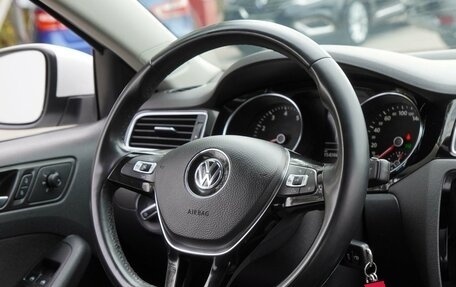 Volkswagen Jetta VI, 2016 год, 1 300 000 рублей, 4 фотография
