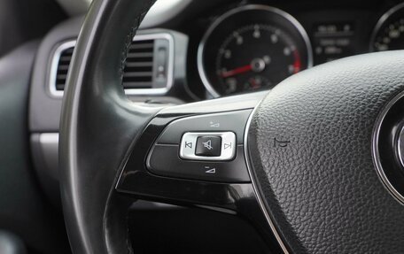 Volkswagen Jetta VI, 2016 год, 1 300 000 рублей, 16 фотография