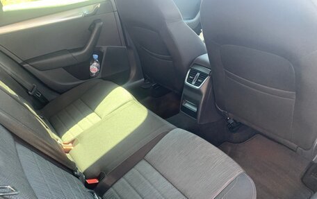 Skoda Octavia, 2017 год, 1 570 000 рублей, 11 фотография
