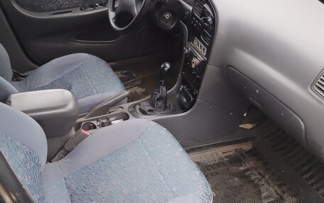 KIA Sephia I рестайлинг, 1998 год, 135 000 рублей, 4 фотография