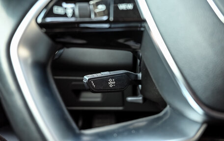 Audi A6, 2019 год, 3 850 000 рублей, 15 фотография