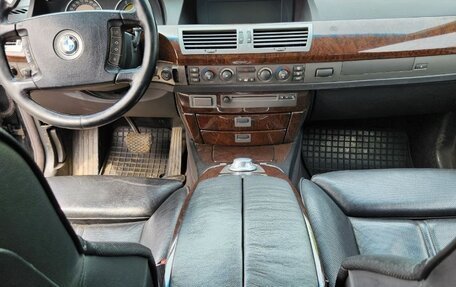 BMW 7 серия, 2004 год, 1 250 000 рублей, 11 фотография