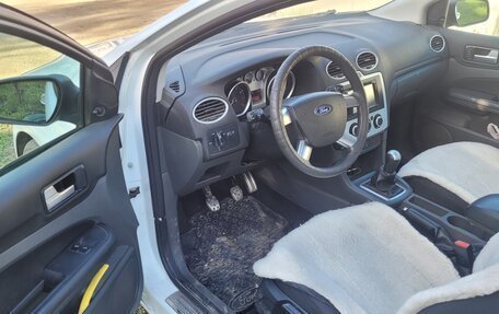 Ford Focus II рестайлинг, 2007 год, 400 000 рублей, 3 фотография