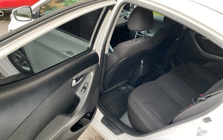 Hyundai Elantra V, 2015 год, 1 100 000 рублей, 13 фотография