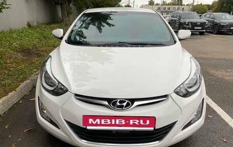Hyundai Elantra V, 2015 год, 1 100 000 рублей, 3 фотография