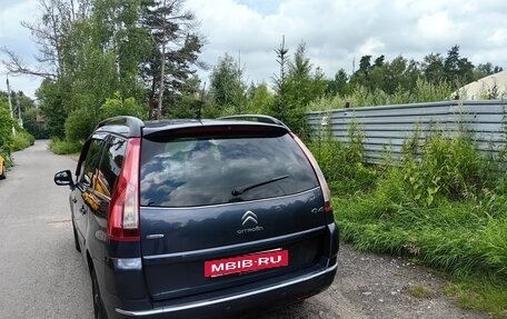 Citroen C4 Picasso II рестайлинг, 2011 год, 600 000 рублей, 3 фотография