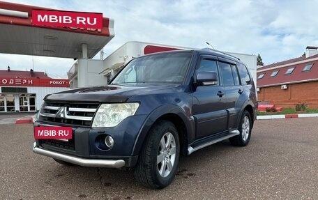 Mitsubishi Pajero IV, 2007 год, 1 350 000 рублей, 2 фотография