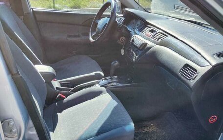 Mitsubishi Lancer IX, 2005 год, 250 000 рублей, 10 фотография