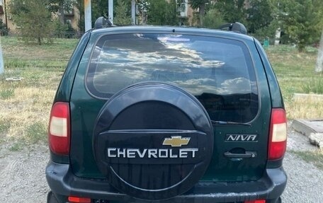 Chevrolet Niva I рестайлинг, 2005 год, 410 000 рублей, 2 фотография