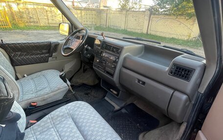 Volkswagen Caravelle T4, 1993 год, 680 000 рублей, 10 фотография