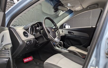 Chevrolet Cruze II, 2012 год, 800 000 рублей, 9 фотография