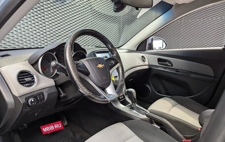 Chevrolet Cruze II, 2012 год, 800 000 рублей, 10 фотография