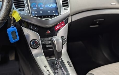 Chevrolet Cruze II, 2012 год, 800 000 рублей, 15 фотография