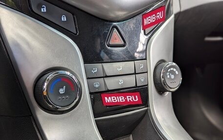 Chevrolet Cruze II, 2012 год, 800 000 рублей, 18 фотография