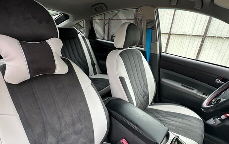 Toyota Prius, 2005 год, 650 000 рублей, 7 фотография