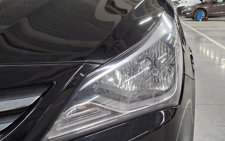 Hyundai Solaris II рестайлинг, 2015 год, 1 200 000 рублей, 21 фотография