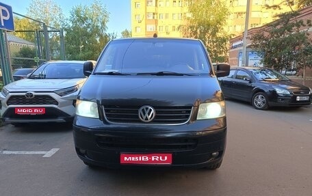 Volkswagen Multivan T5, 2008 год, 1 450 000 рублей, 1 фотография