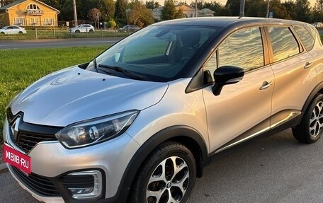 Renault Kaptur I рестайлинг, 2019 год, 1 290 000 рублей, 1 фотография