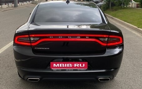 Dodge Charger, 2022 год, 6 900 000 рублей, 2 фотография