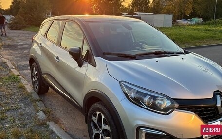 Renault Kaptur I рестайлинг, 2019 год, 1 290 000 рублей, 2 фотография