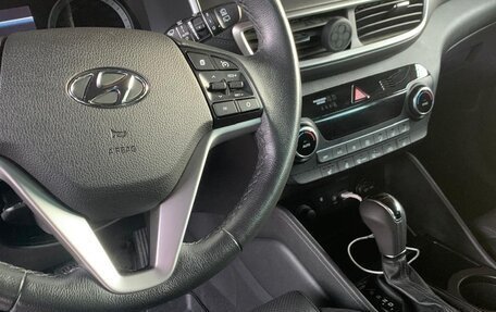 Hyundai Tucson III, 2019 год, 2 200 000 рублей, 4 фотография