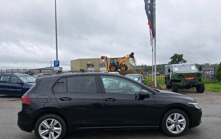 Volkswagen Golf VIII, 2020 год, 1 799 000 рублей, 8 фотография