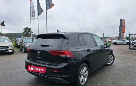 Volkswagen Golf VIII, 2020 год, 1 799 000 рублей, 2 фотография