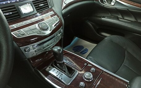 Infiniti Q70 I, 2015 год, 2 125 000 рублей, 21 фотография