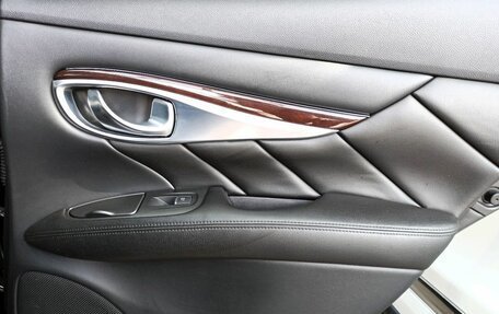 Infiniti Q70 I, 2015 год, 2 125 000 рублей, 26 фотография