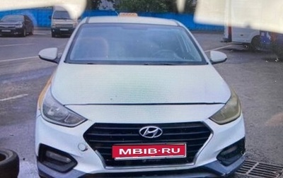 Hyundai Solaris II рестайлинг, 2017 год, 650 000 рублей, 1 фотография