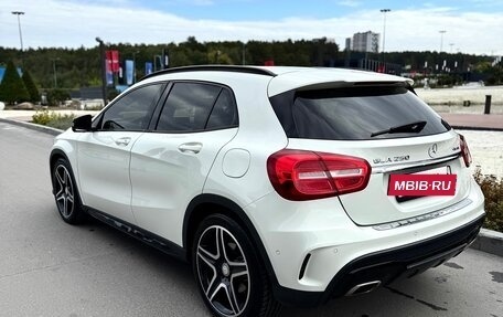 Mercedes-Benz GLA, 2014 год, 2 250 000 рублей, 2 фотография