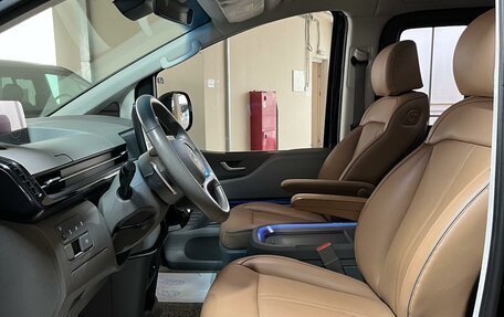Hyundai Staria, 2021 год, 4 395 000 рублей, 10 фотография