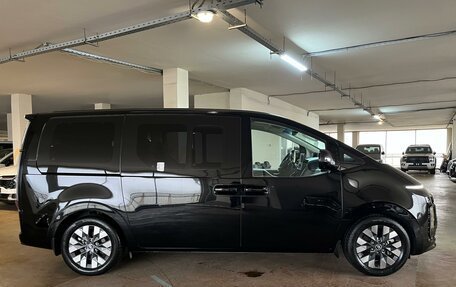 Hyundai Staria, 2021 год, 4 395 000 рублей, 6 фотография