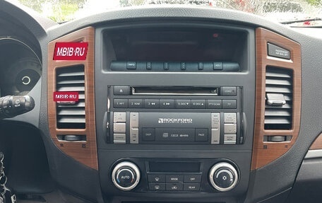Mitsubishi Pajero IV, 2008 год, 1 499 000 рублей, 16 фотография