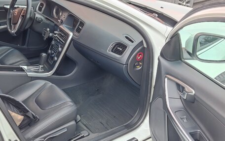Volvo S60 III, 2012 год, 1 030 000 рублей, 10 фотография