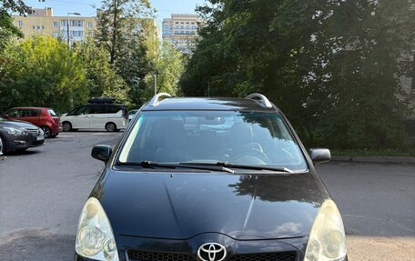 Toyota Corolla Verso I, 2006 год, 690 000 рублей, 5 фотография