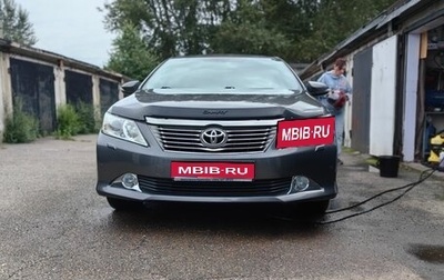 Toyota Camry, 2013 год, 2 100 000 рублей, 1 фотография