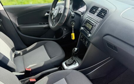 Volkswagen Polo VI (EU Market), 2011 год, 665 000 рублей, 22 фотография