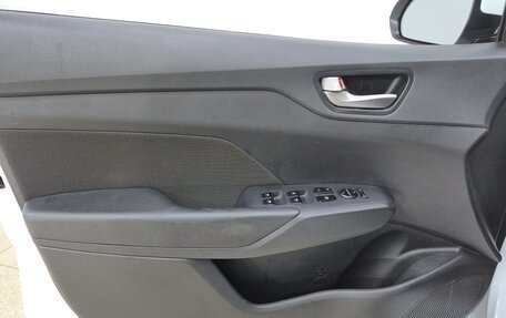 Hyundai Solaris II рестайлинг, 2019 год, 1 198 000 рублей, 7 фотография